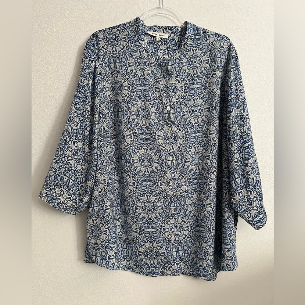 Rose + Olive Paisley Floral Button Up 1/2 Sleeve Blue White Blouse‎ Size 2X